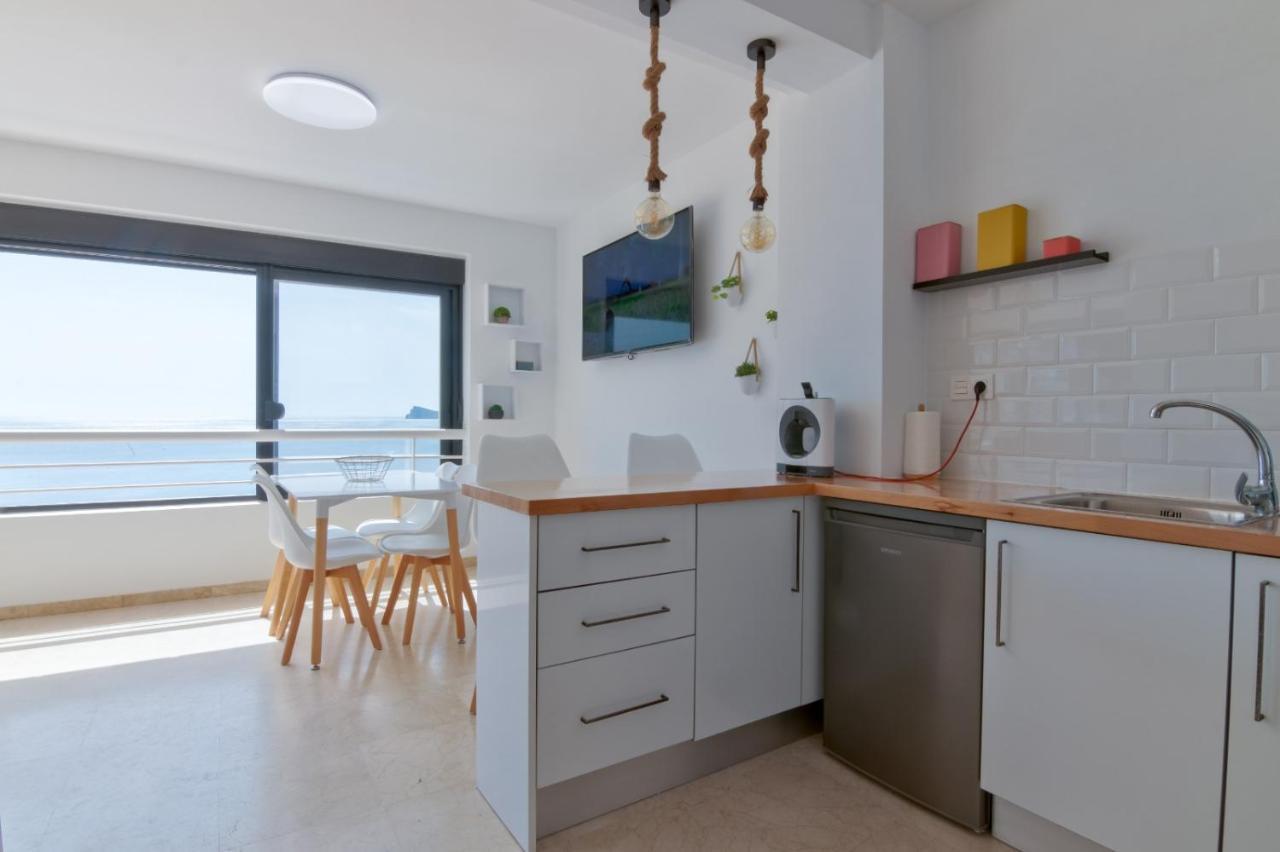 Luminoso Apartamento En Primera Linea De Playa Benidorm Exterior foto